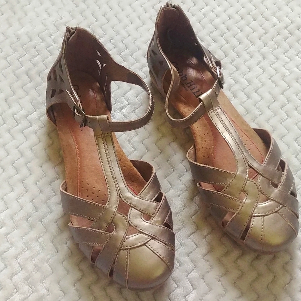 Cobb Hill by New Balance Bronze Closed Toe Leather Sandals Womens Size 9